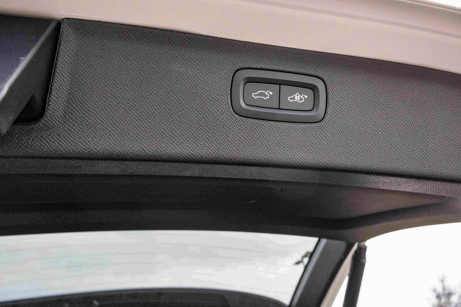 New 2026 Volvo XC90 B6 Ultra w/ Lounge Package image 27