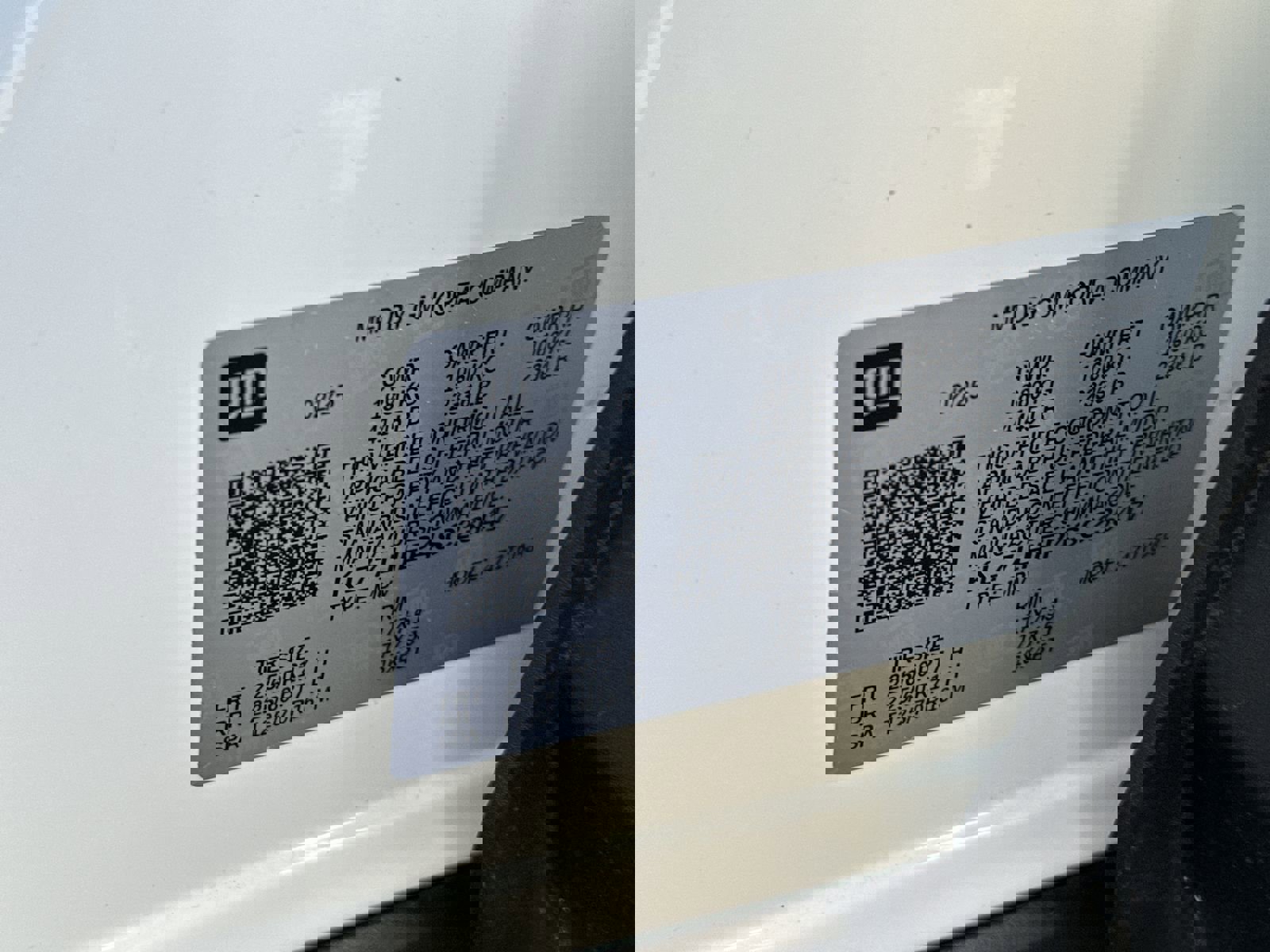 Used 2025 Chevrolet Trax LT w/ LT Convenience Package image 35