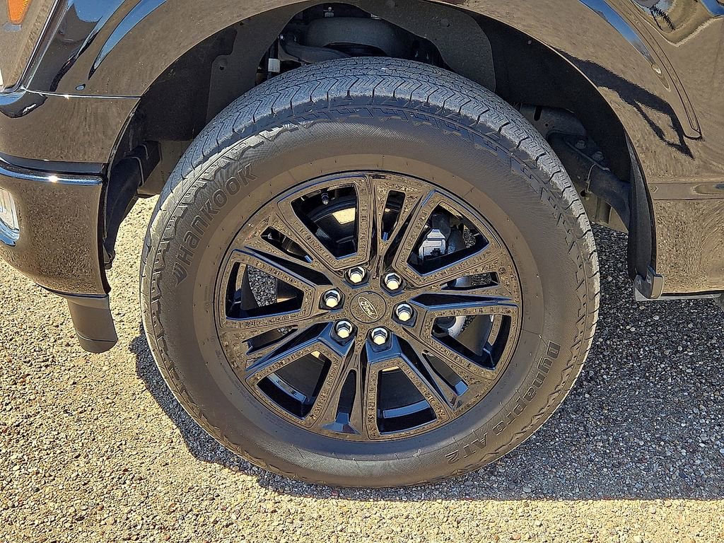 Used 2025 Ford F150 Platinum w/ Equipment Group 702A High AWD/4WD image 11