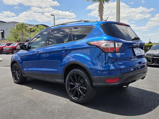 Used 2018 Ford Escape SE FWD image 4
