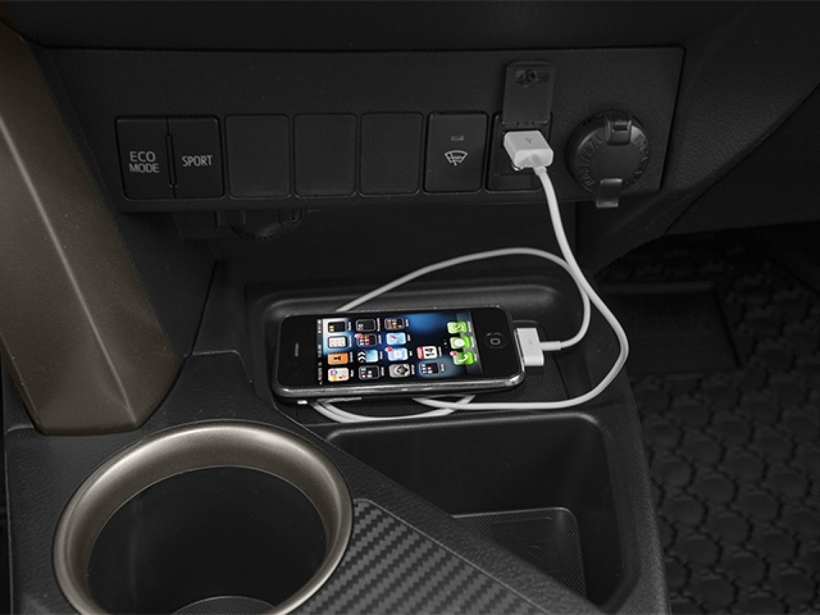 Used 2014 Toyota RAV4 LE image 13