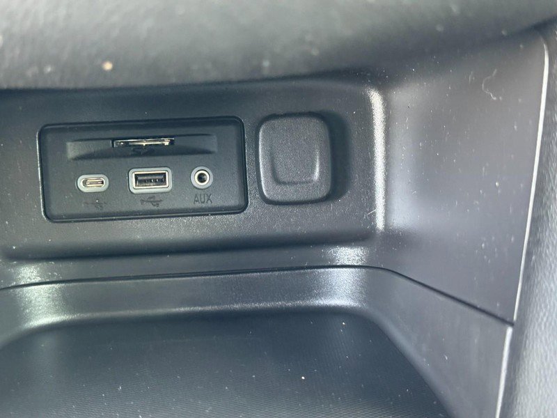 Used 2024 Chevrolet Equinox RS w/ RS Leather Package image 22