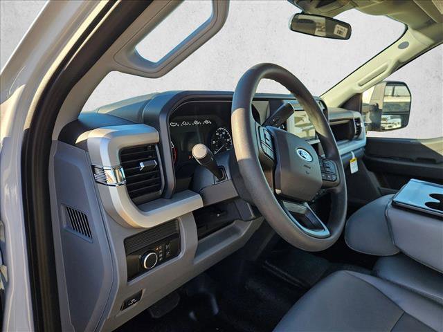 New 2026 Ford F350 XL image 3
