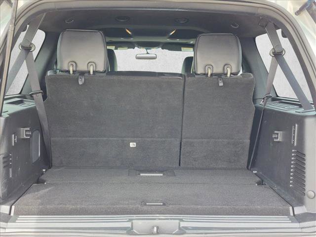 Used 2016 Ford Expedition EL XLT w/ Equipment Group 202A AWD/4WD image 6