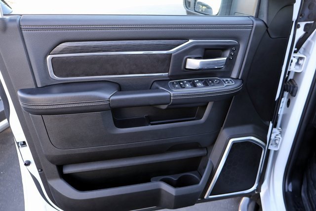 Used 2024 RAM 2500 Laramie w/ Night Edition image 29