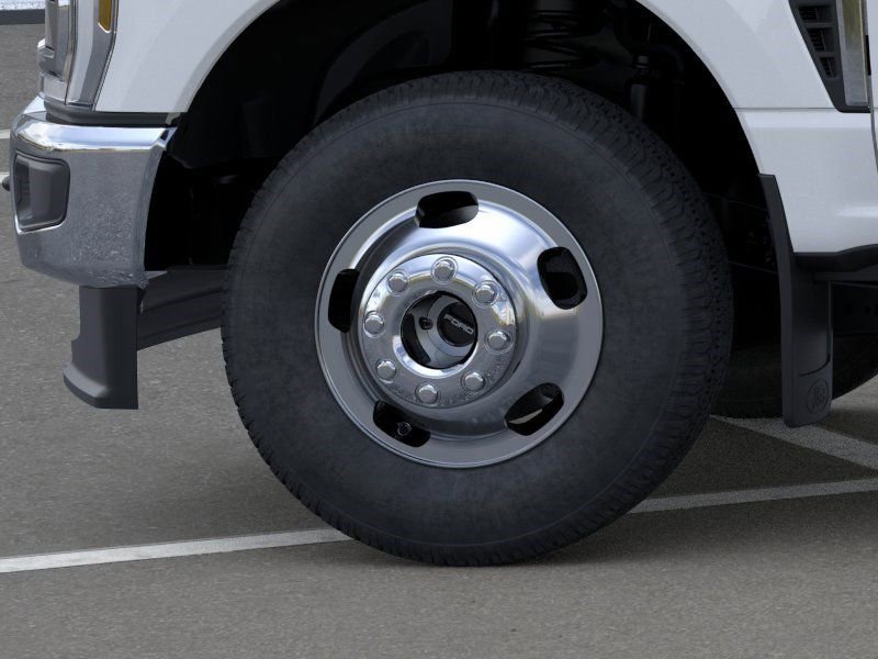 New 2026 Ford F350 XLT image 19