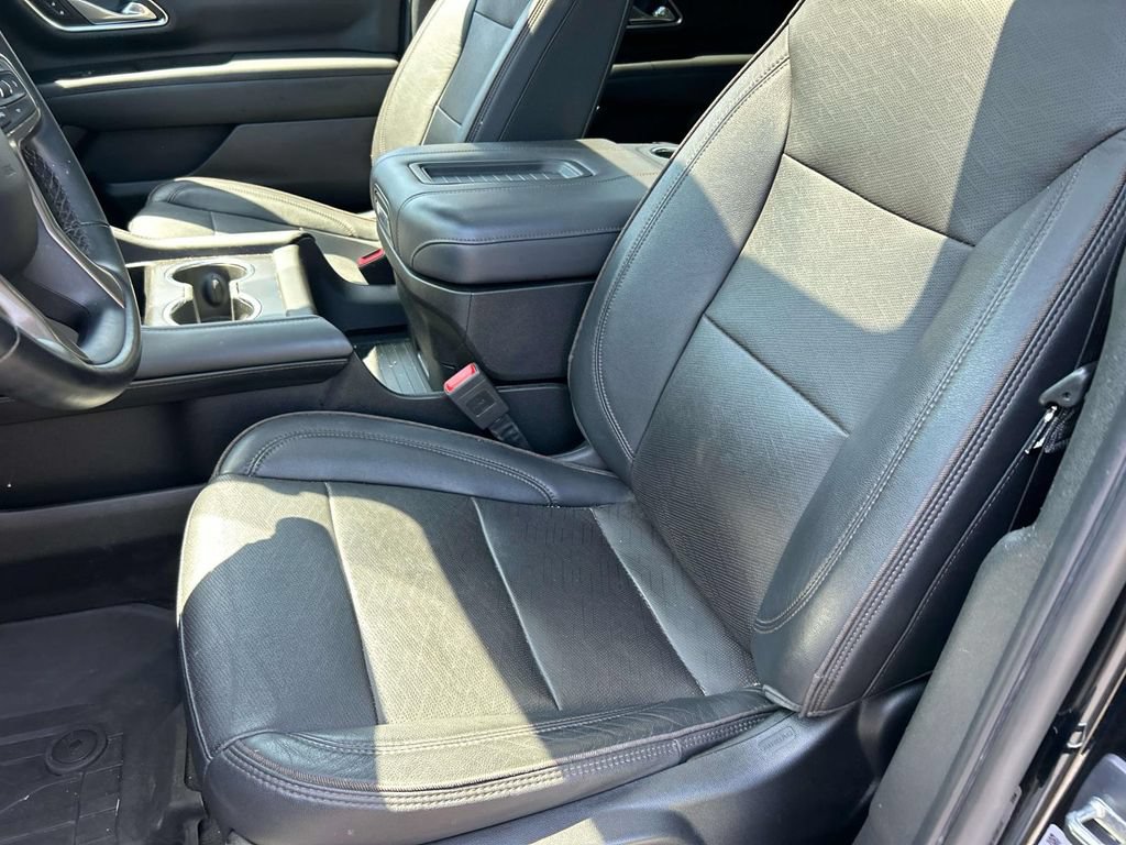 Used 2023 Chevrolet Tahoe High Country AWD/4WD image 27