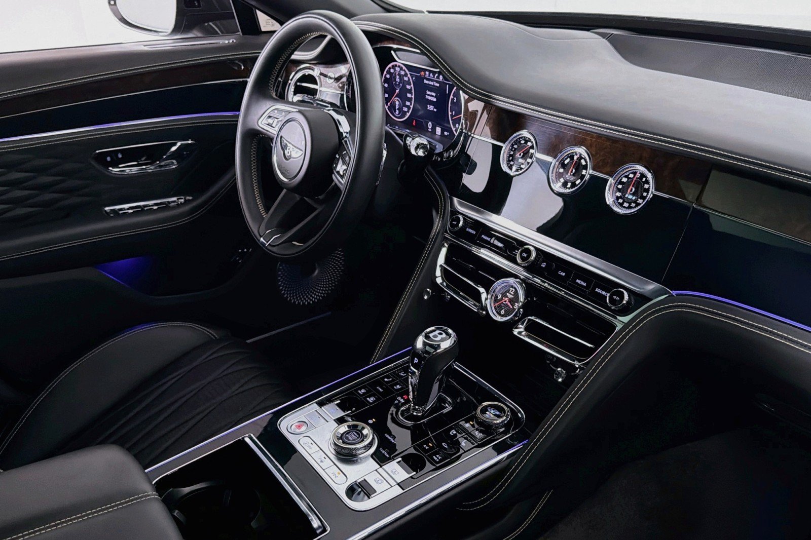 Used 2021 Bentley Flying Spur W12 AWD/4WD image 18