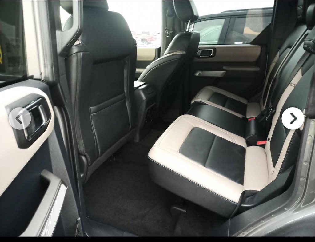 Used 2022 Ford Bronco Wildtrak image 8