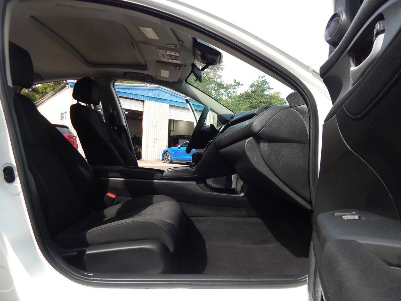 Used 2018 Honda Civic EX image 29