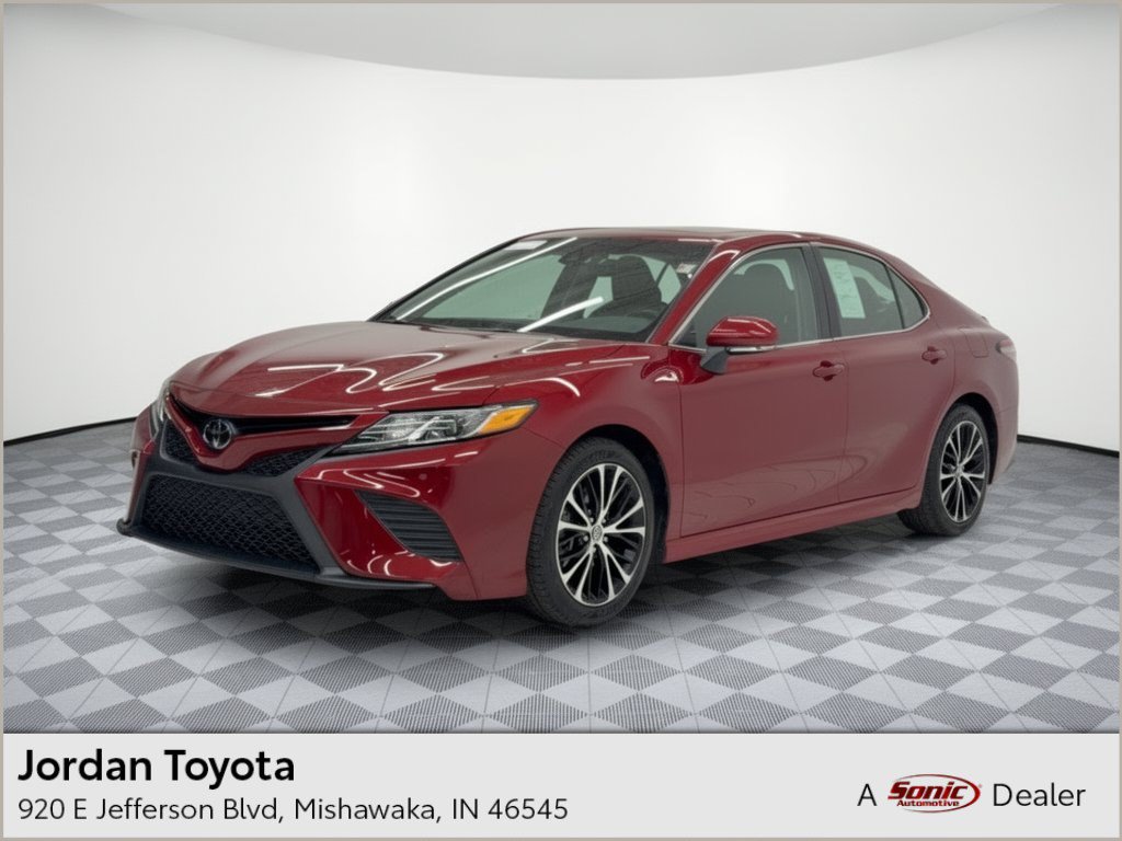 Used 2018 Toyota Camry SE w/ Audio Package