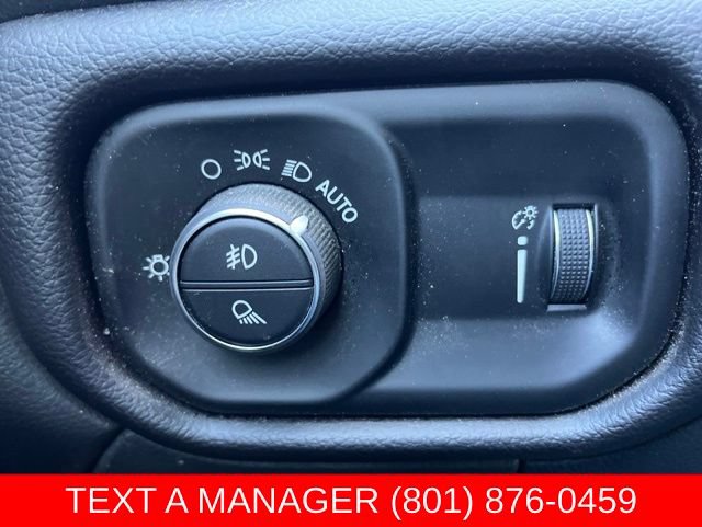 Used 2024 RAM 3500 Big Horn w/ Sport Appearance Package AWD/4WD image 25