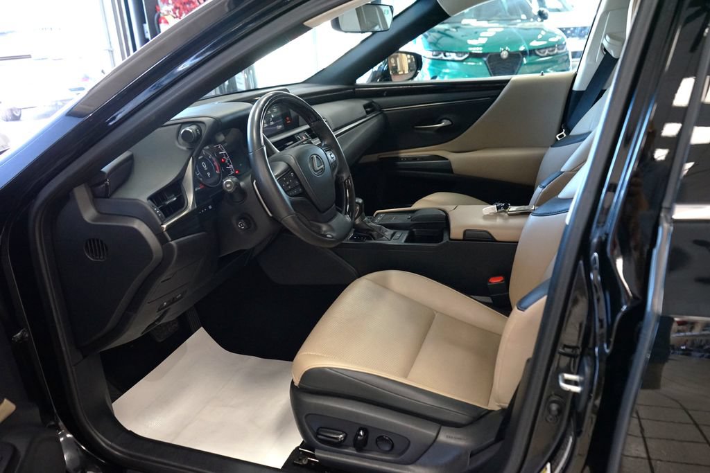 Used 2021 Lexus ES 250 w/ Premium Package AWD/4WD image 25