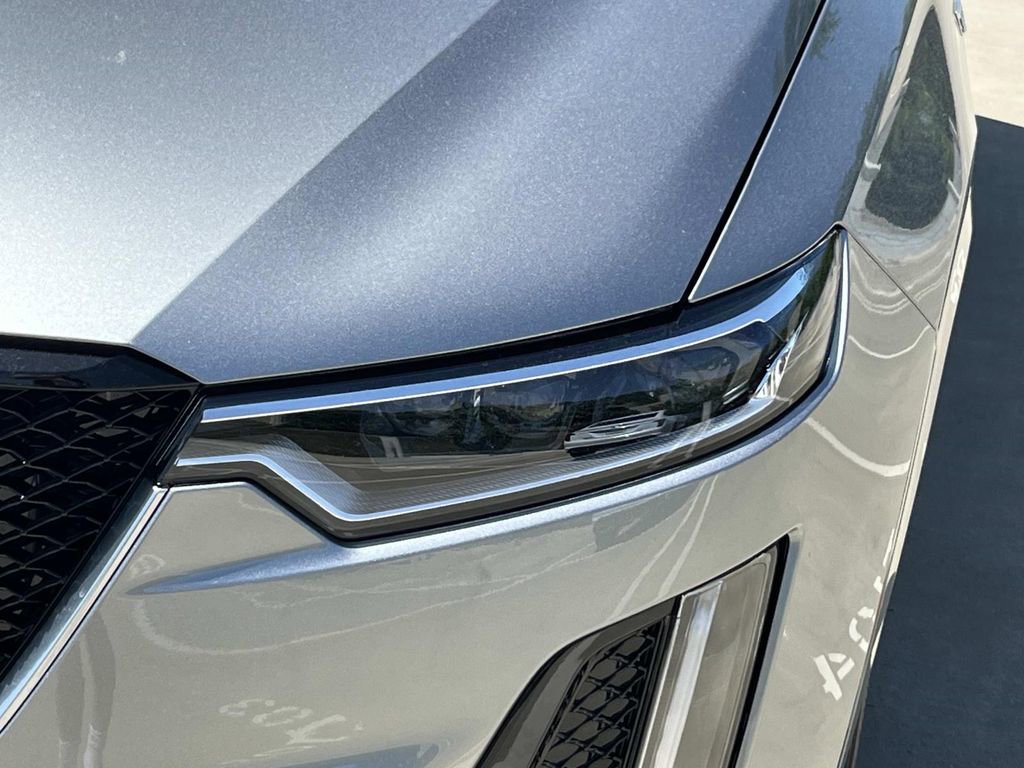 New 2025 Cadillac XT6 Sport w/ Platinum Package AWD/4WD image 9