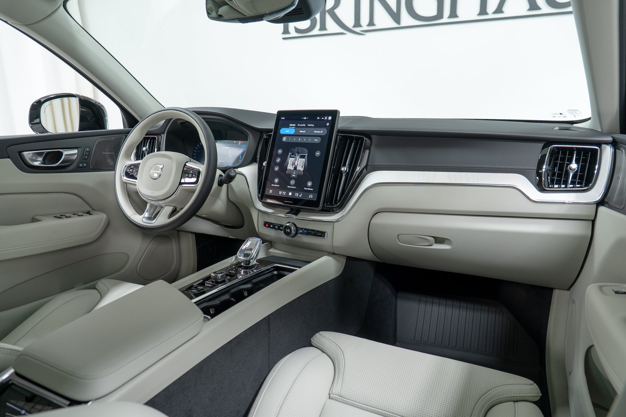New 2027 Volvo XC60 B5 Ultra AWD/4WD image 14