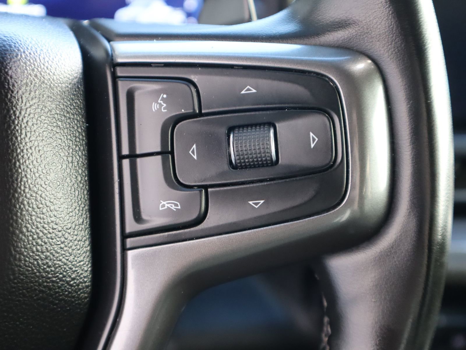 Used 2023 Chevrolet Silverado 1500 High Country w/ High Country Premium Package image 33