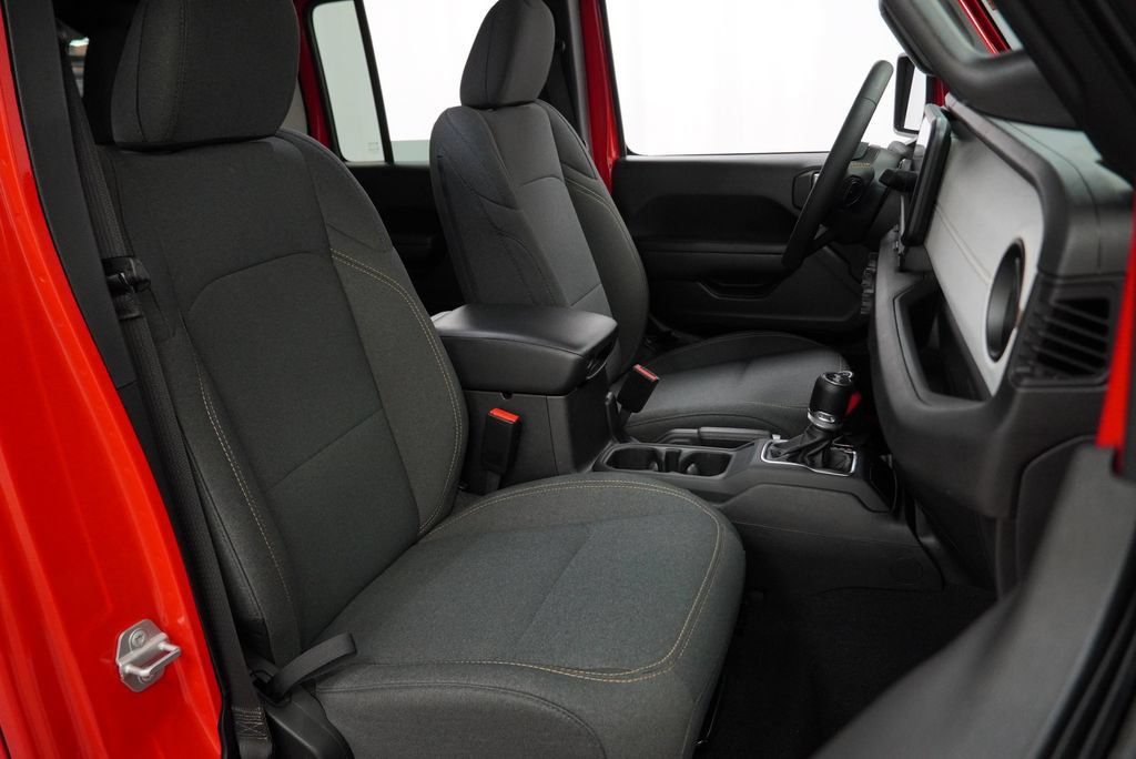 Used 2024 Jeep Wrangler Unlimited Sport AWD/4WD image 47
