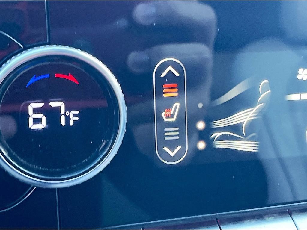 Used 2025 Genesis GV70 3.5T Sport w/ Sport Advanced Package image 21