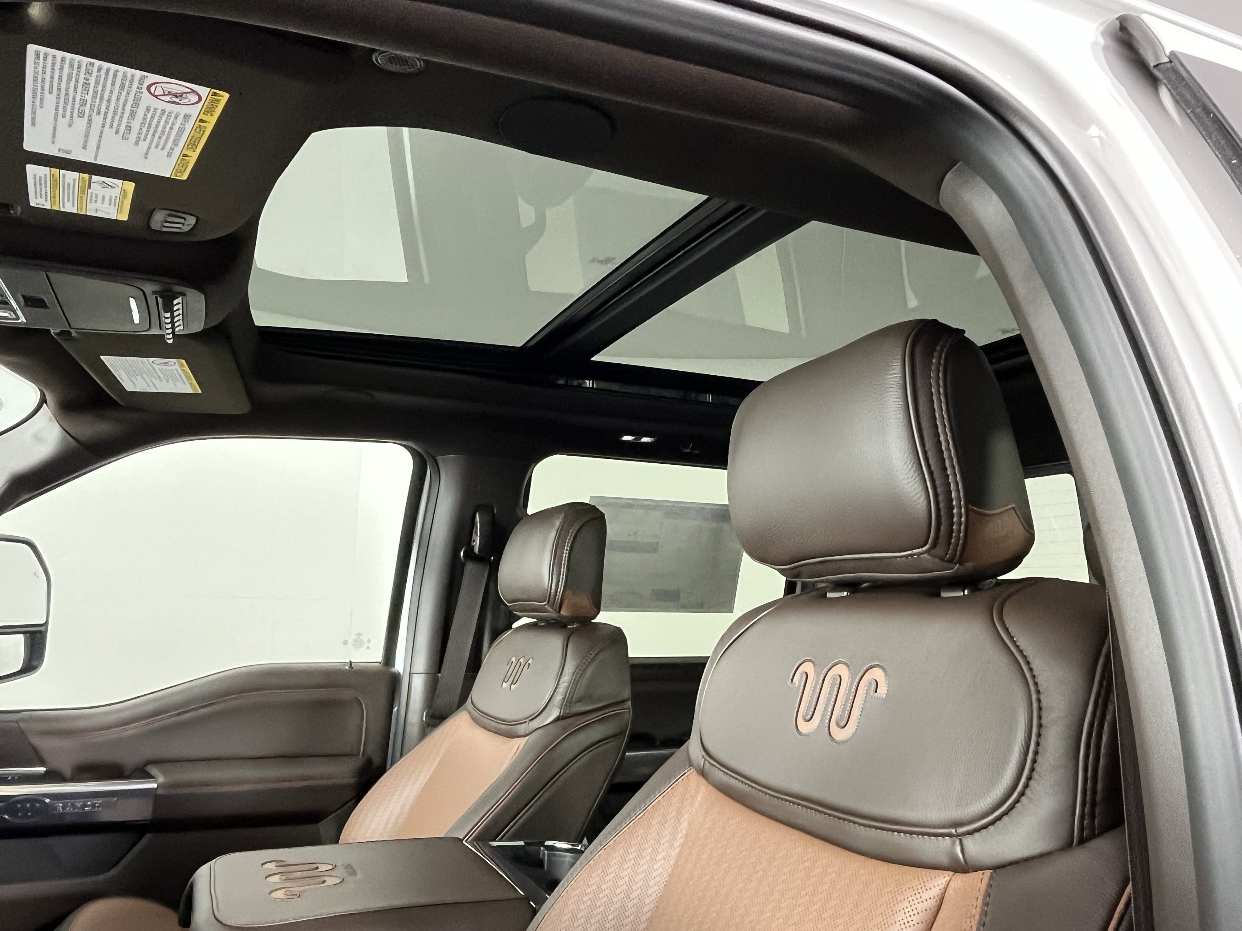 New 2026 Ford F350 King Ranch w/ FX4 Off-Road Package image 17