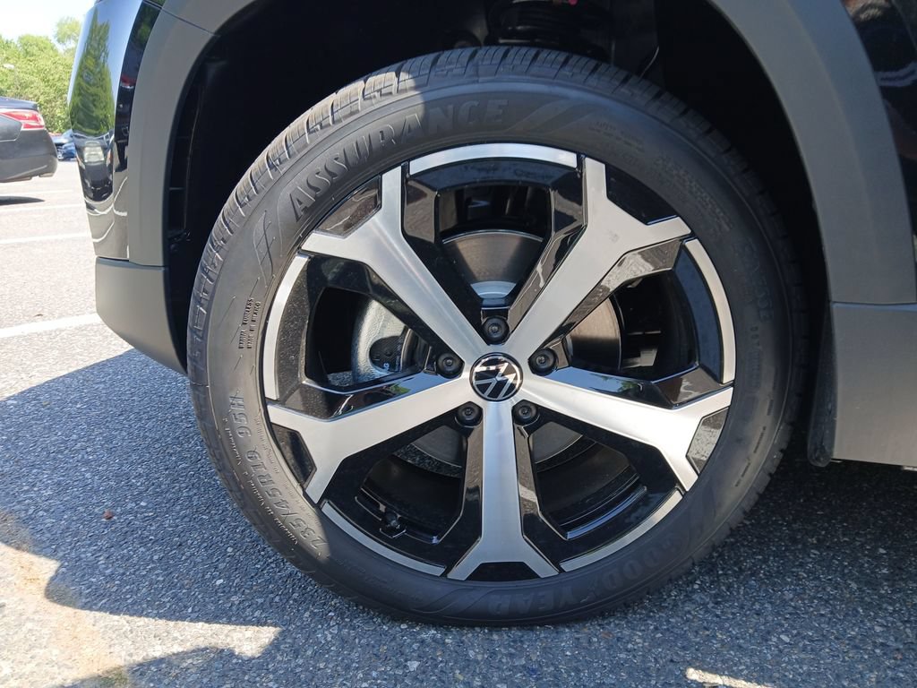 New 2026 Volkswagen Taos SEL AWD/4WD image 27