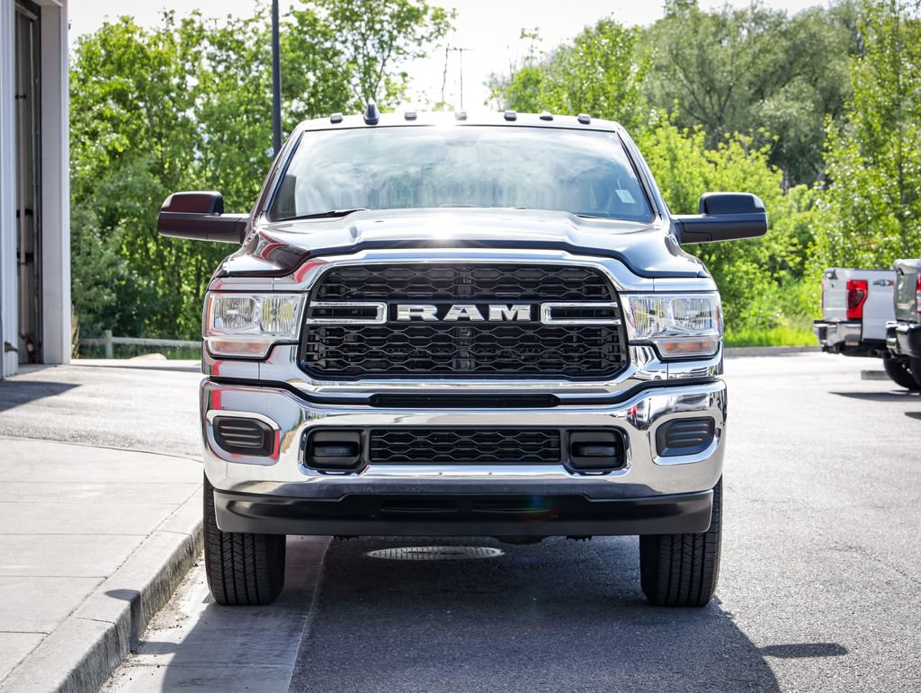 Used 2022 RAM 3500 Tradesman AWD/4WD image 9