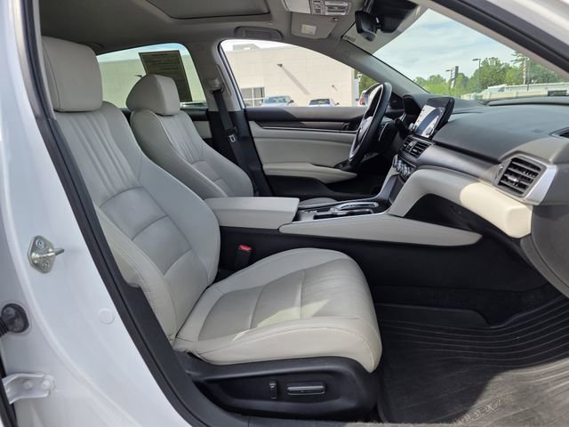 Used 2019 Honda Accord Touring image 26