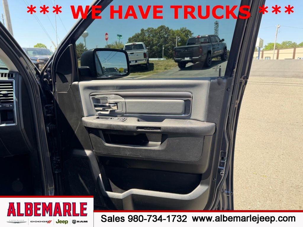 Used 2021 RAM 1500 Classic SLT AWD/4WD image 28