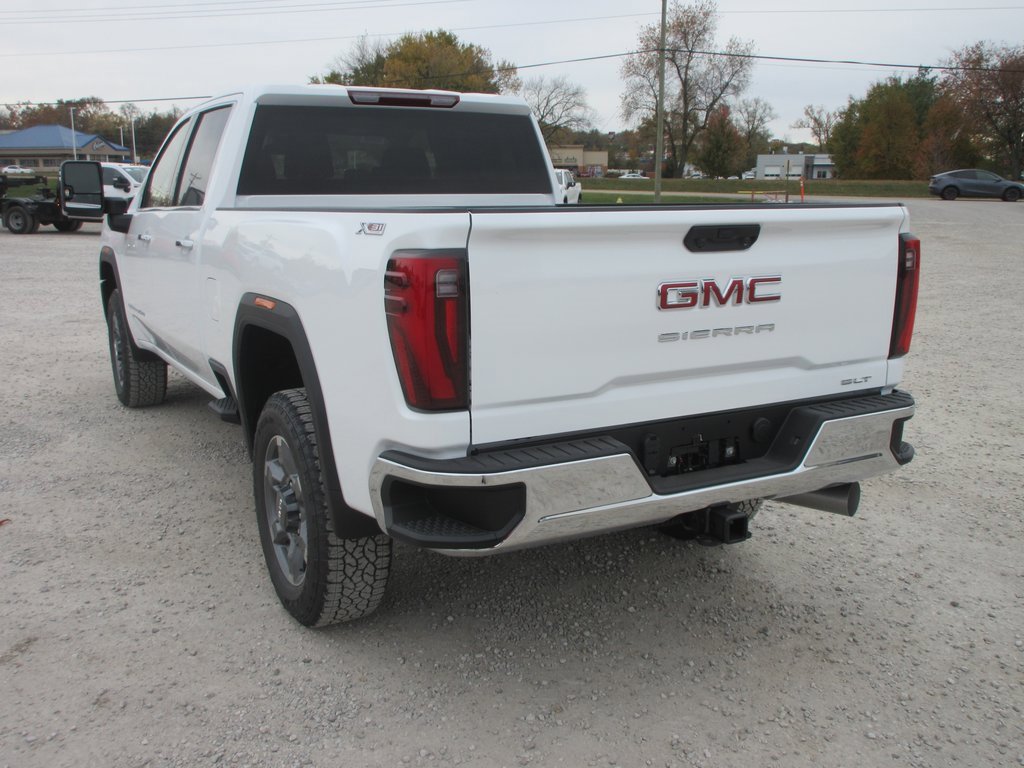 New 2026 GMC Sierra 3500 SLT image 7
