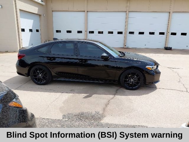 Used 2025 Honda Civic Sport image 3