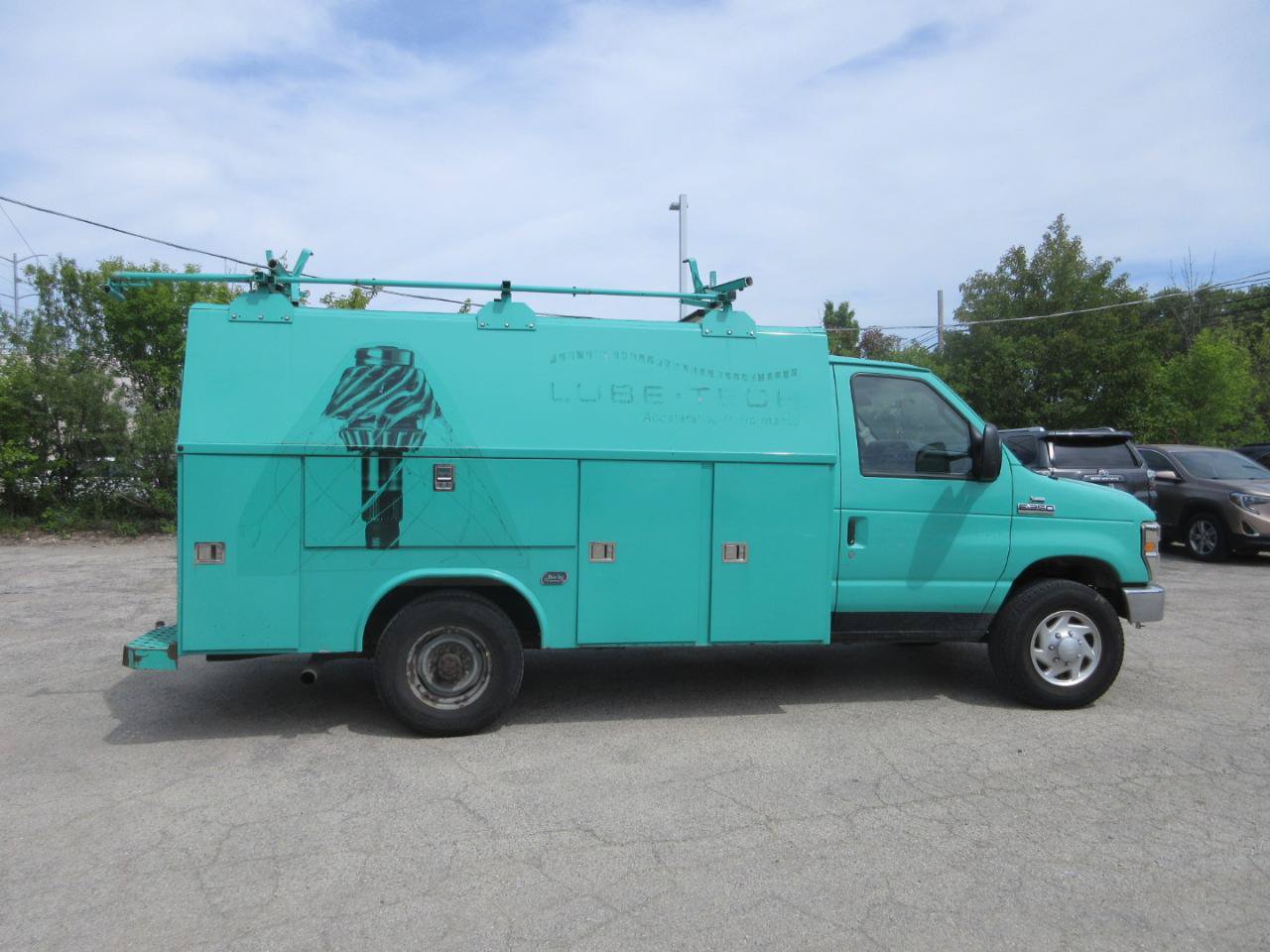 Used 2012 Ford E-350 and Econoline 350 Super Duty w/ PWR Locks & Windows Group RWD image 12