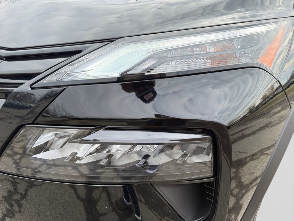 New 2026 Nissan Rogue Dark Armor image 22