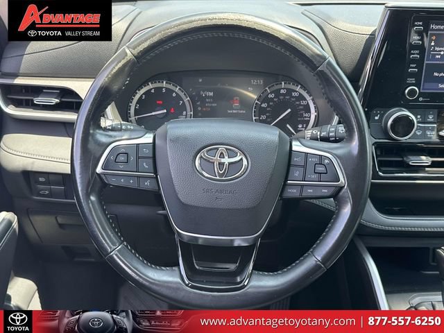 Certified 2021 Toyota Highlander XLE AWD/4WD image 18