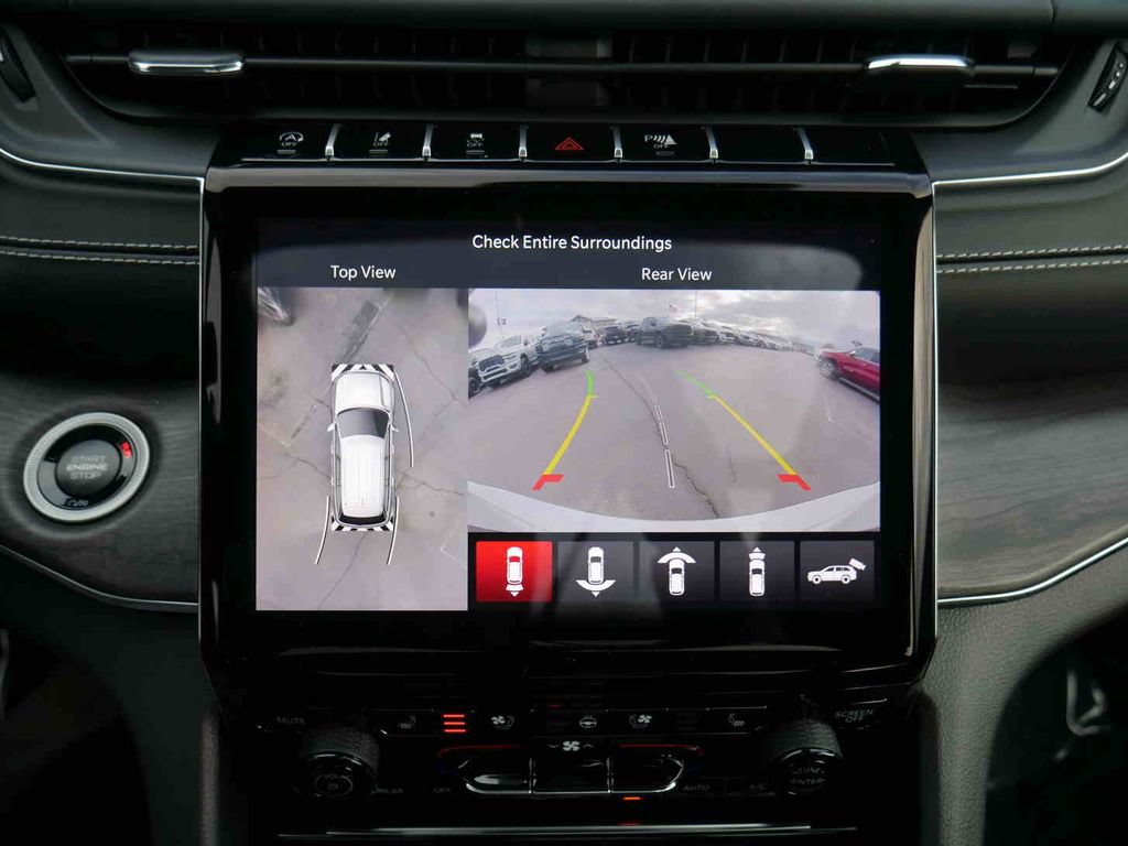 New 2025 Jeep Grand Cherokee L Overland w/ Advanced Protech Group III AWD/4WD image 36