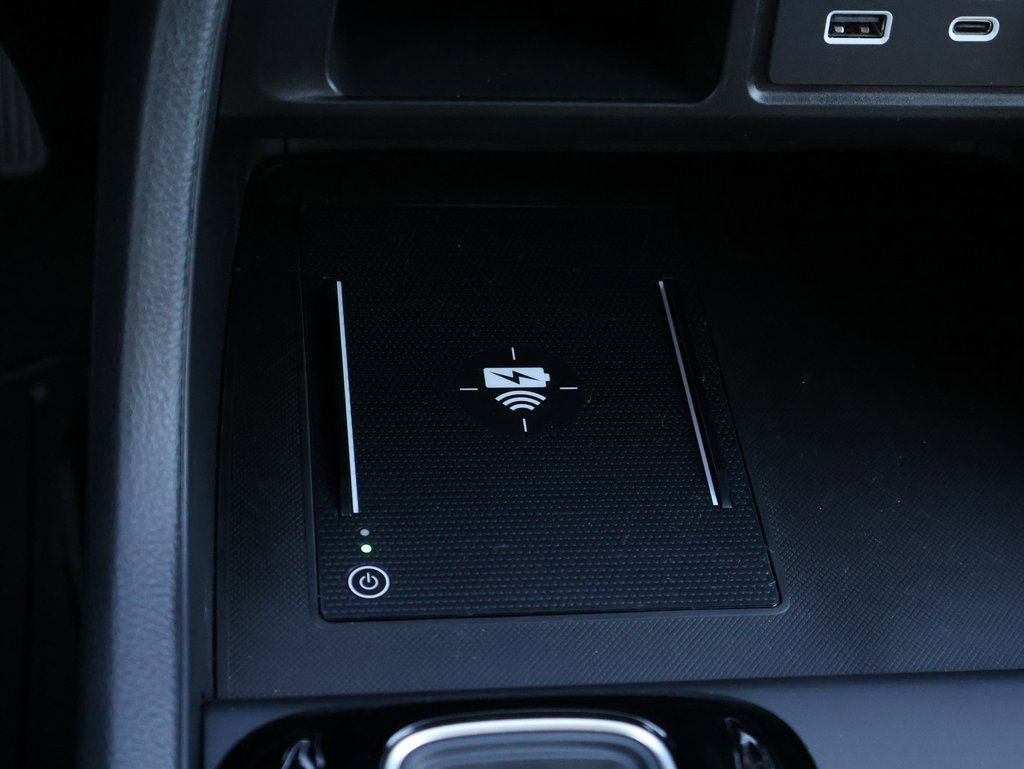 Certified 2025 Honda Pilot Touring image 27