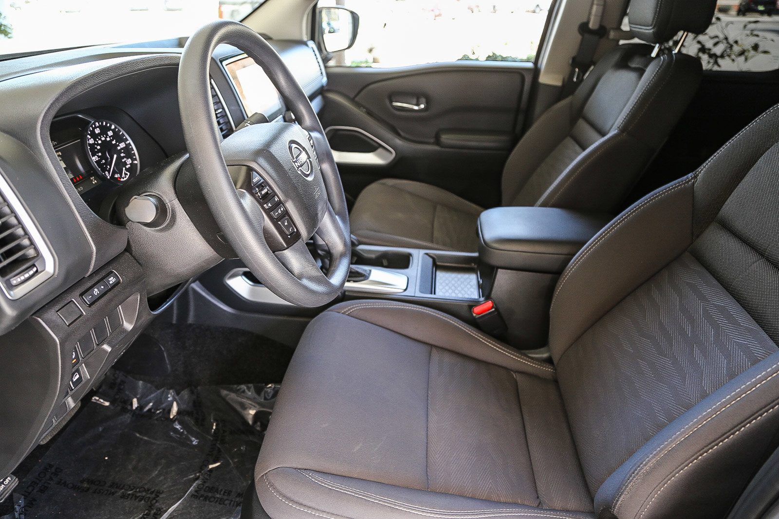 Used 2023 Nissan Frontier SV w/ Technology Package image 17