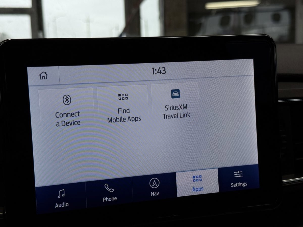 Used 2022 Ford Explorer XLT w/ Equipment Group 202A image 60