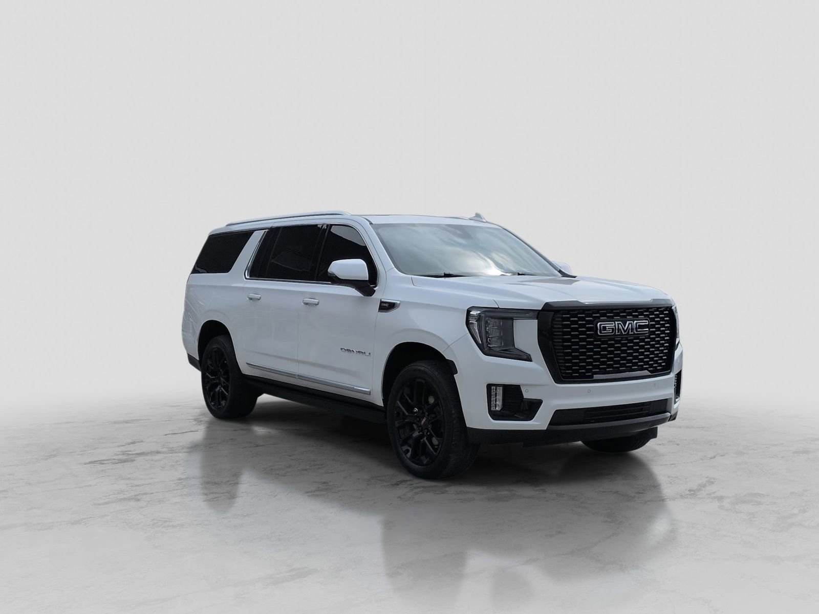 Used 2024 GMC Yukon XL Denali w/ Max Trailering Package image 10