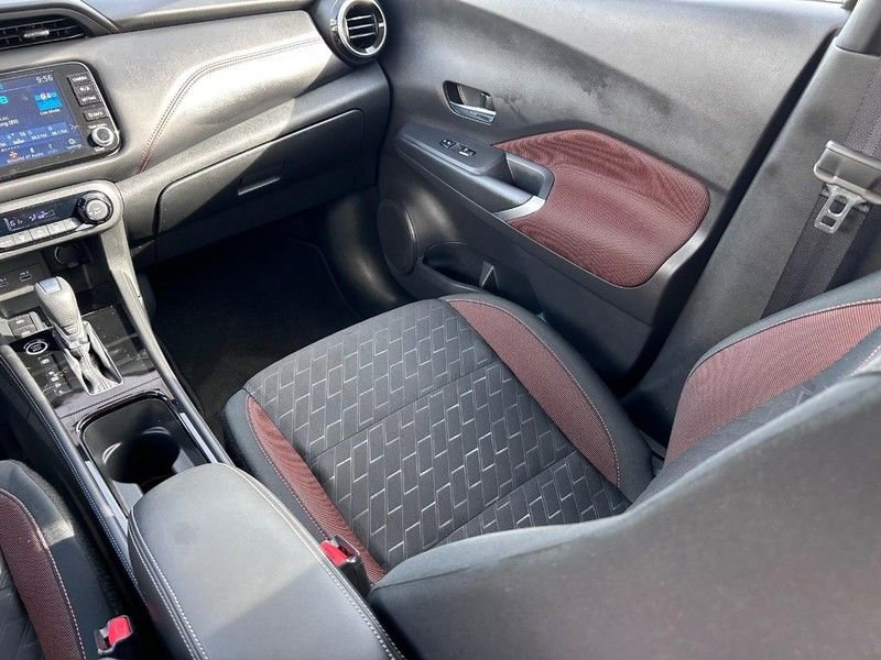 Used 2024 Nissan Kicks SR image 16