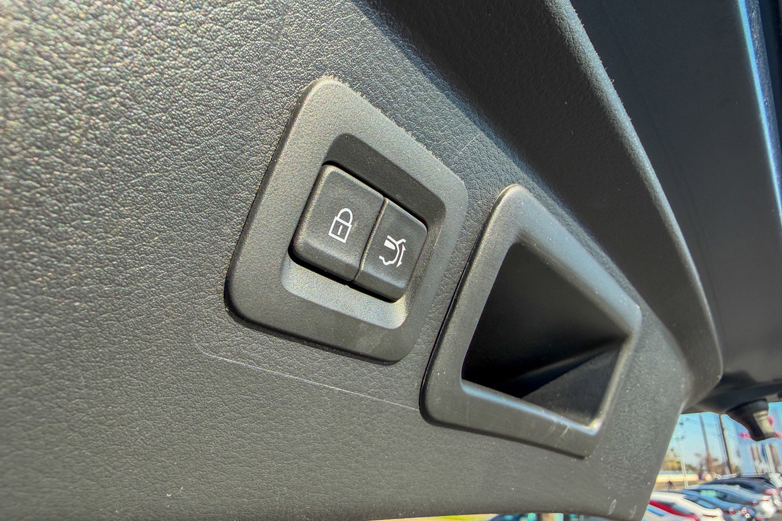 Certified 2025 MAZDA CX-50 AWD 2.5 S w/ Premium Package image 23