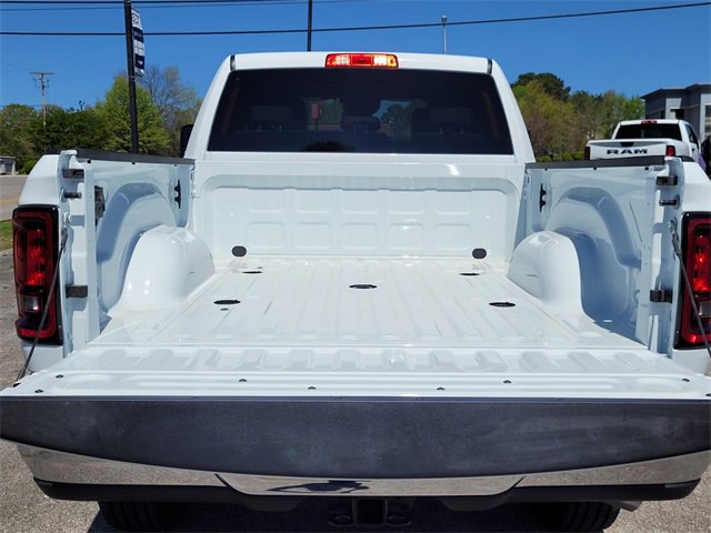 New 2025 RAM 2500 Tradesman w/ Chrome Appearance Group image 13
