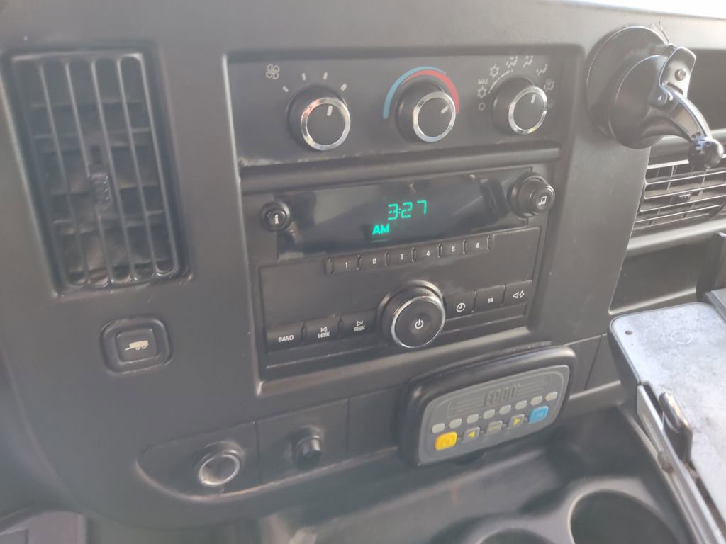 Used 2012 Chevrolet Express 3500 image 28