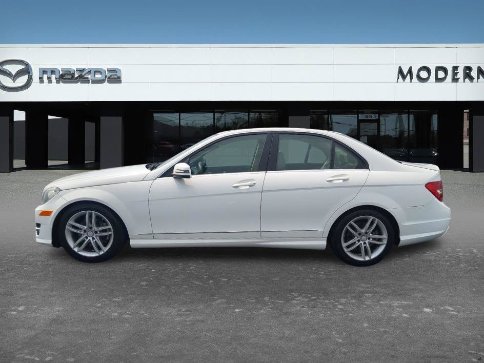 Used 2014 Mercedes-Benz C 250 Sedan image 2
