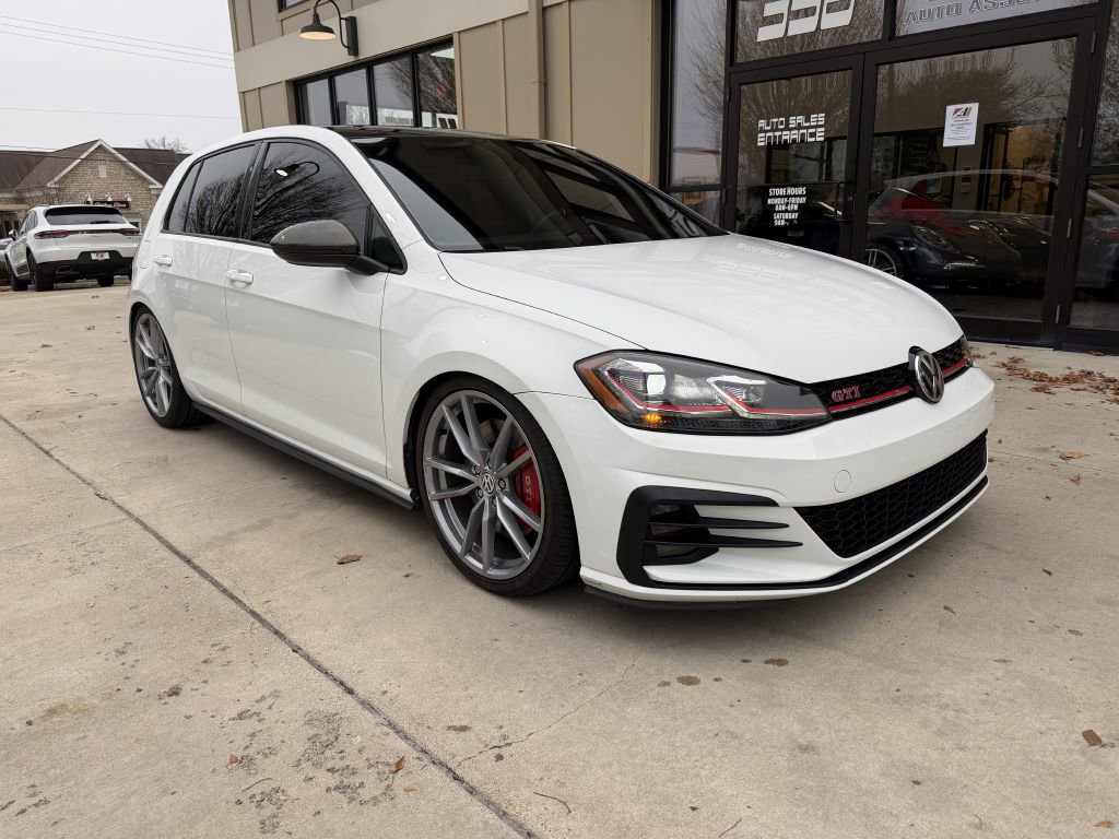 Used 2019 Volkswagen GTI SE w/ SE Experience Package image 3