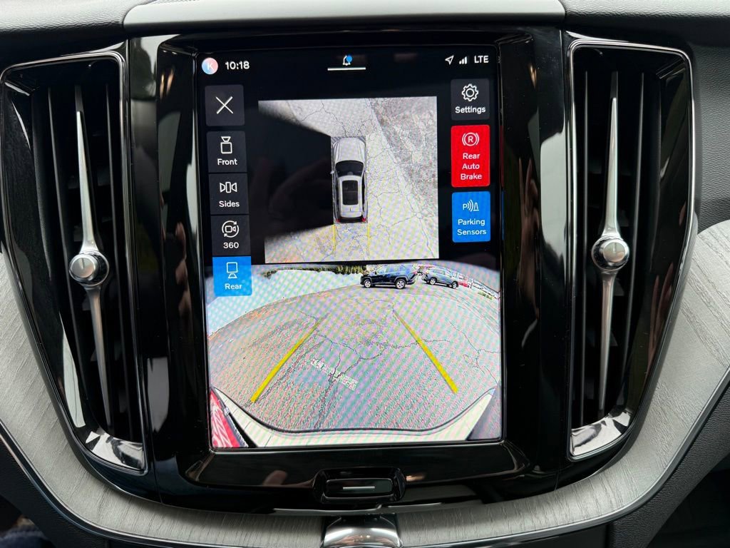 Used 2025 Volvo XC60 B5 Plus w/ Protection Package Premier image 25