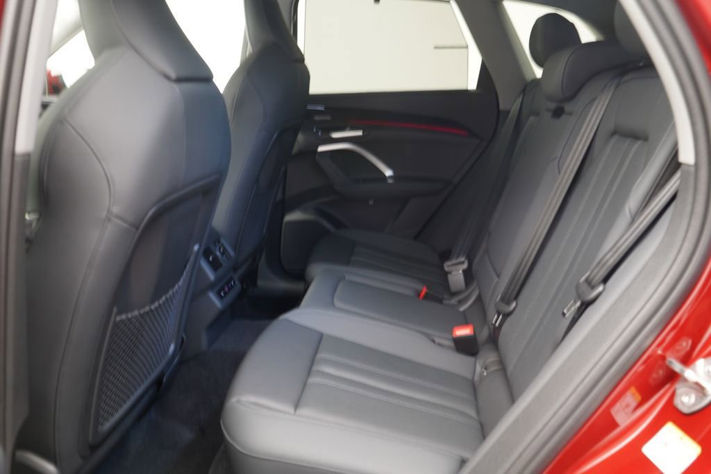 New 2026 Audi Q5 Prestige AWD/4WD image 7