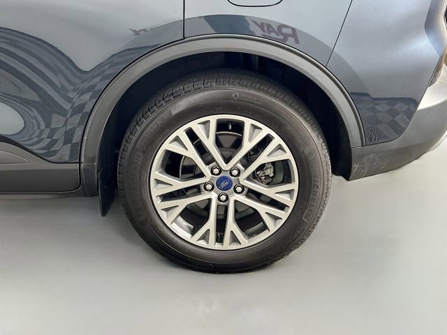Used 2022 Ford Escape SEL image 35