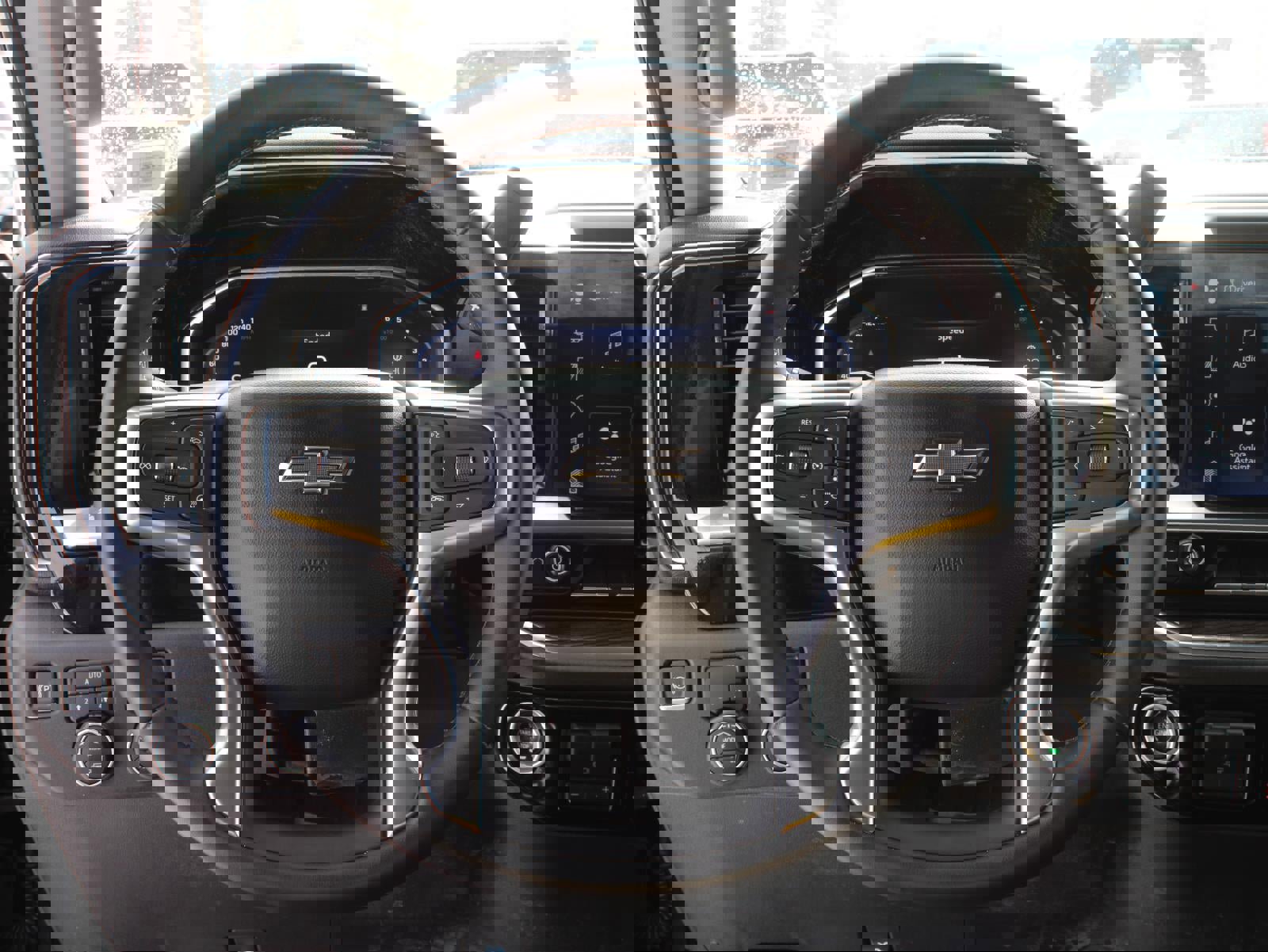 Used 2024 Chevrolet Silverado 1500 RST w/ Protection Package image 7