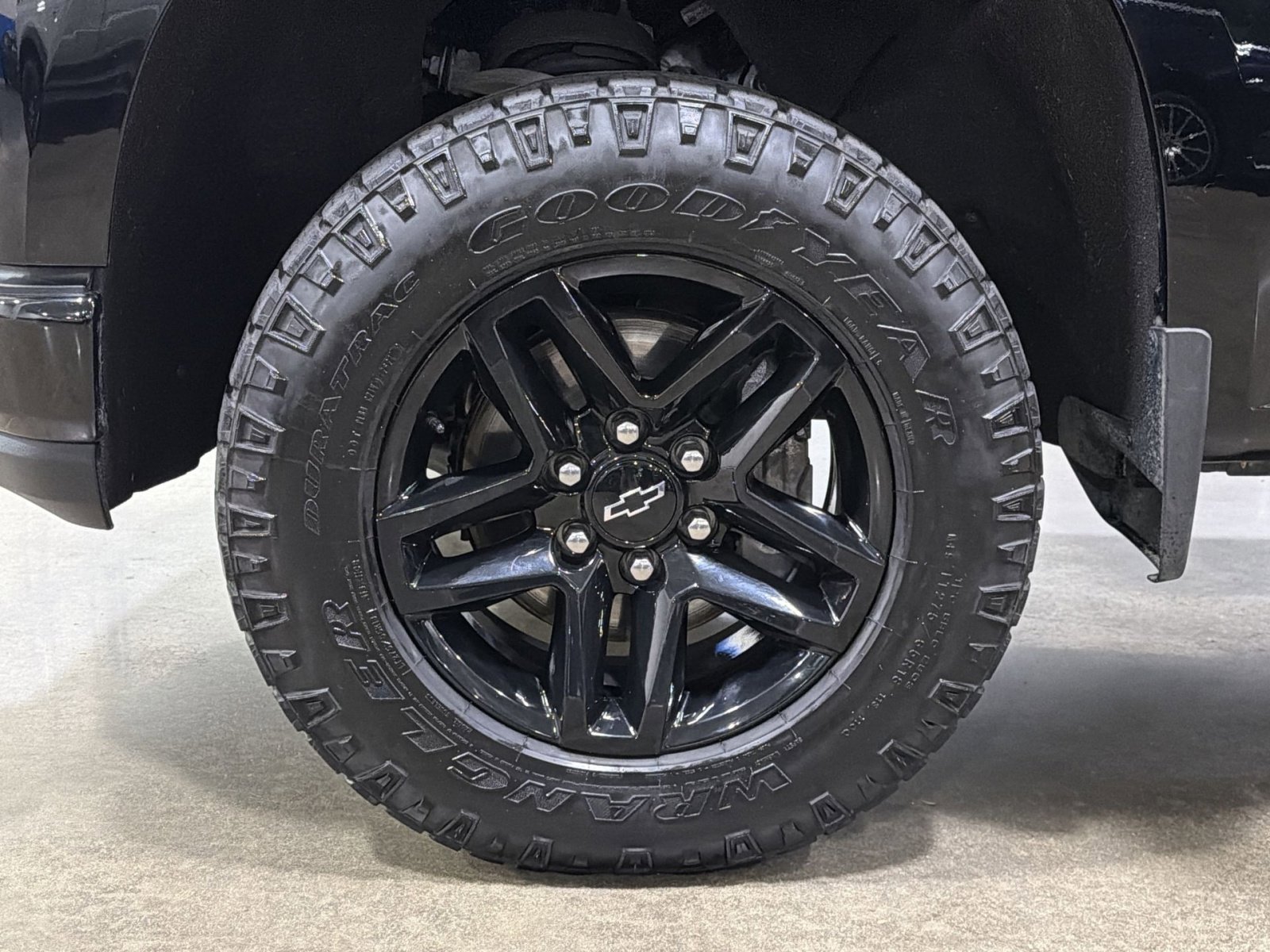 Used 2021 Chevrolet Silverado 1500 LT Trail Boss AWD/4WD image 17