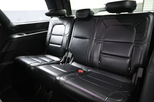 Used 2020 Lincoln Navigator Reserve w/ Luxury Package AWD/4WD image 25