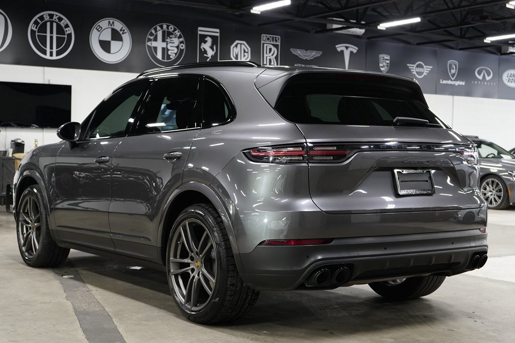Used 2019 Porsche Cayenne S AWD/4WD image 3